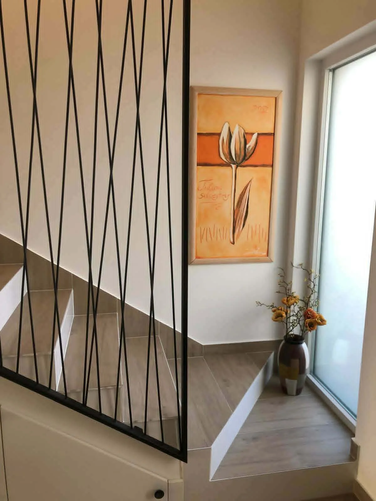 Apartman Ana — Stubište s dekoracijom